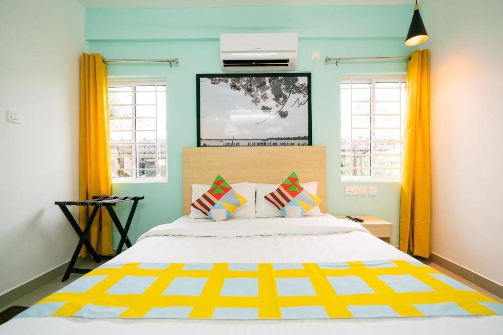 Flamingo Suites Kochi Esterno foto